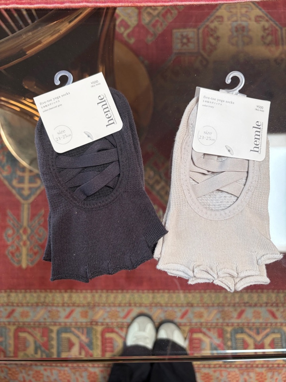 Five-Toe Yoga Socks – Black and Light Beige